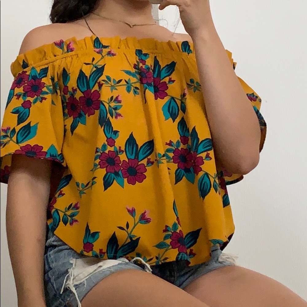 Off the shoulder Flower print top